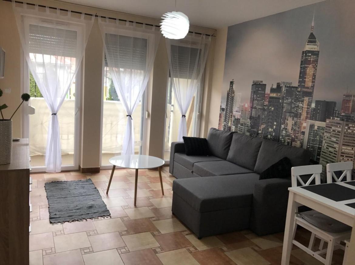 Beach Deluxe Apartman Hajdúszoboszló Екстериор снимка